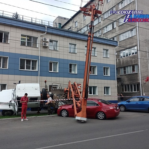 Спасатели АСФ города Барнаул 28 августа приняли участие в ликвидации последствий происшествия с автовышкой